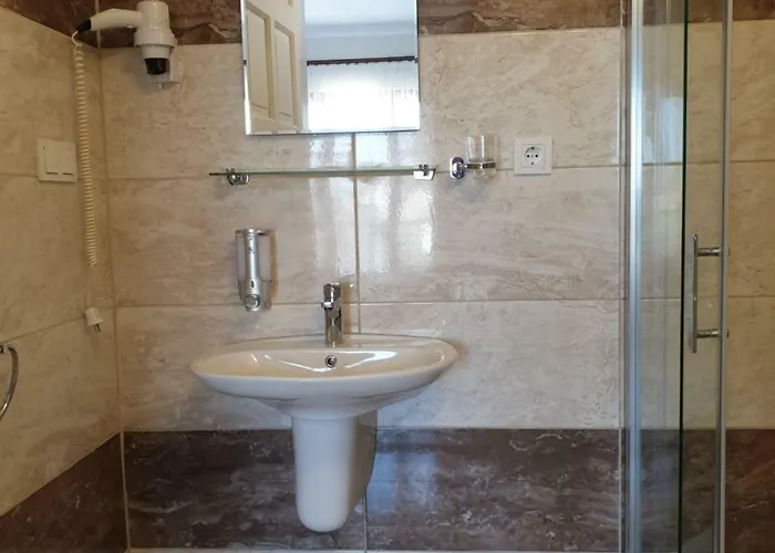 Midas 3*