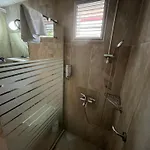 Guest house Midas