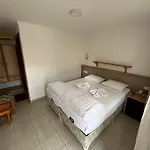 Guest house Midas 3*